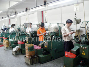 螺絲生產(chǎn)車(chē)間