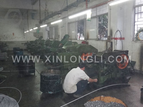 螺絲生產(chǎn)車間